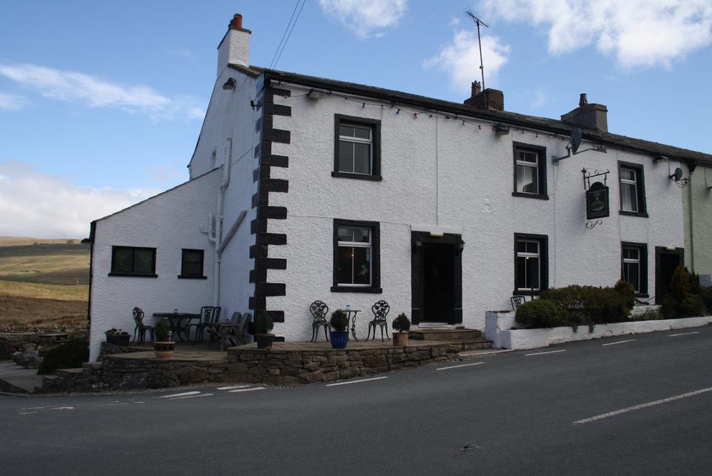 The Moorcock Inn Hawes Extérieur photo