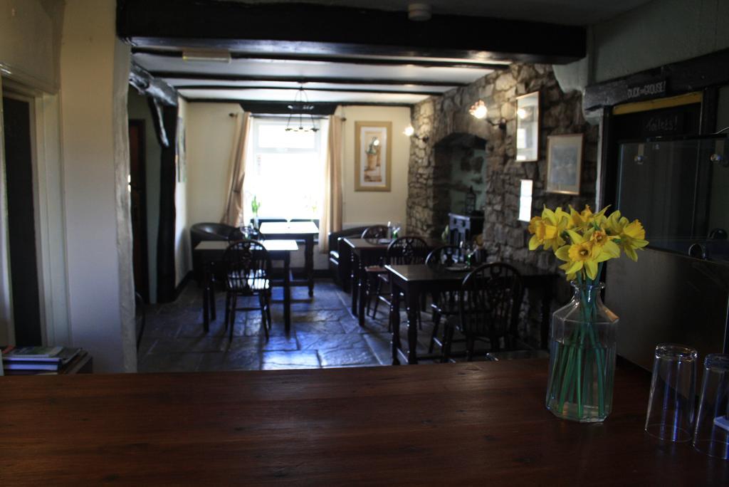 The Moorcock Inn Hawes Extérieur photo